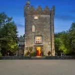 Moyvannan Castle On 7 Acres Hébergement de vacances *