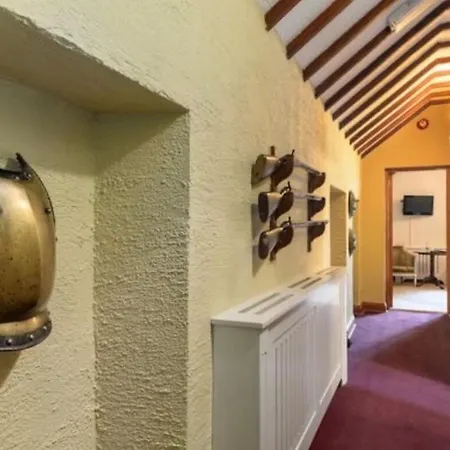 Moyvannan Castle On 7 Acres Ροσκόμον