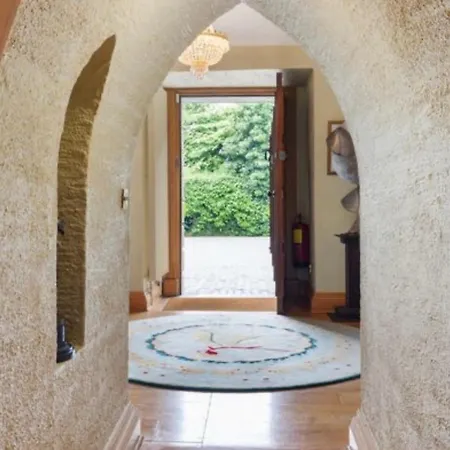 Moyvannan Castle On 7 Acres * Ροσκόμον