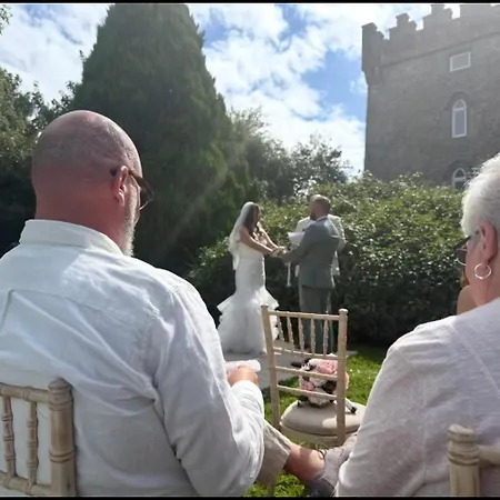 Moyvannan Castle On 7 Acres Semesterbostad Roscommon