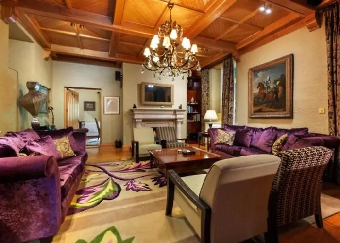 Moyvannan Castle On 7 Acres