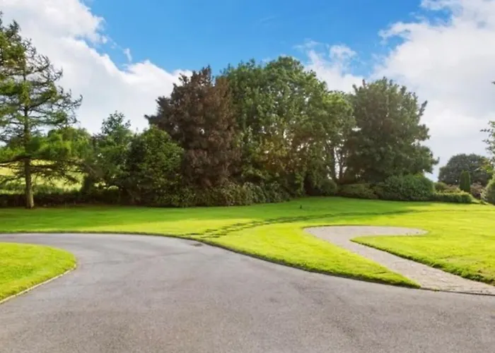 Moyvannan Castle On 7 Acres Feriehus