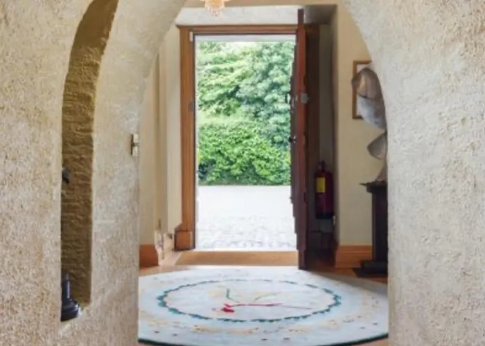 Moyvannan Castle On 7 Acres * Roscommon